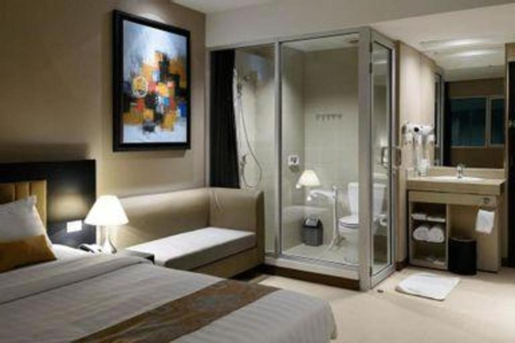 Gajahmada Avara Boutique Hotel Pontianak Extérieur photo